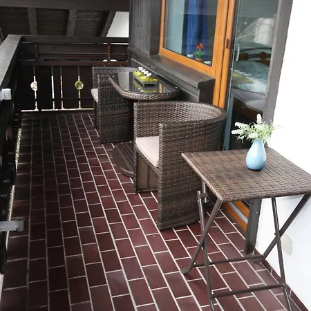 Gollnick Apartment